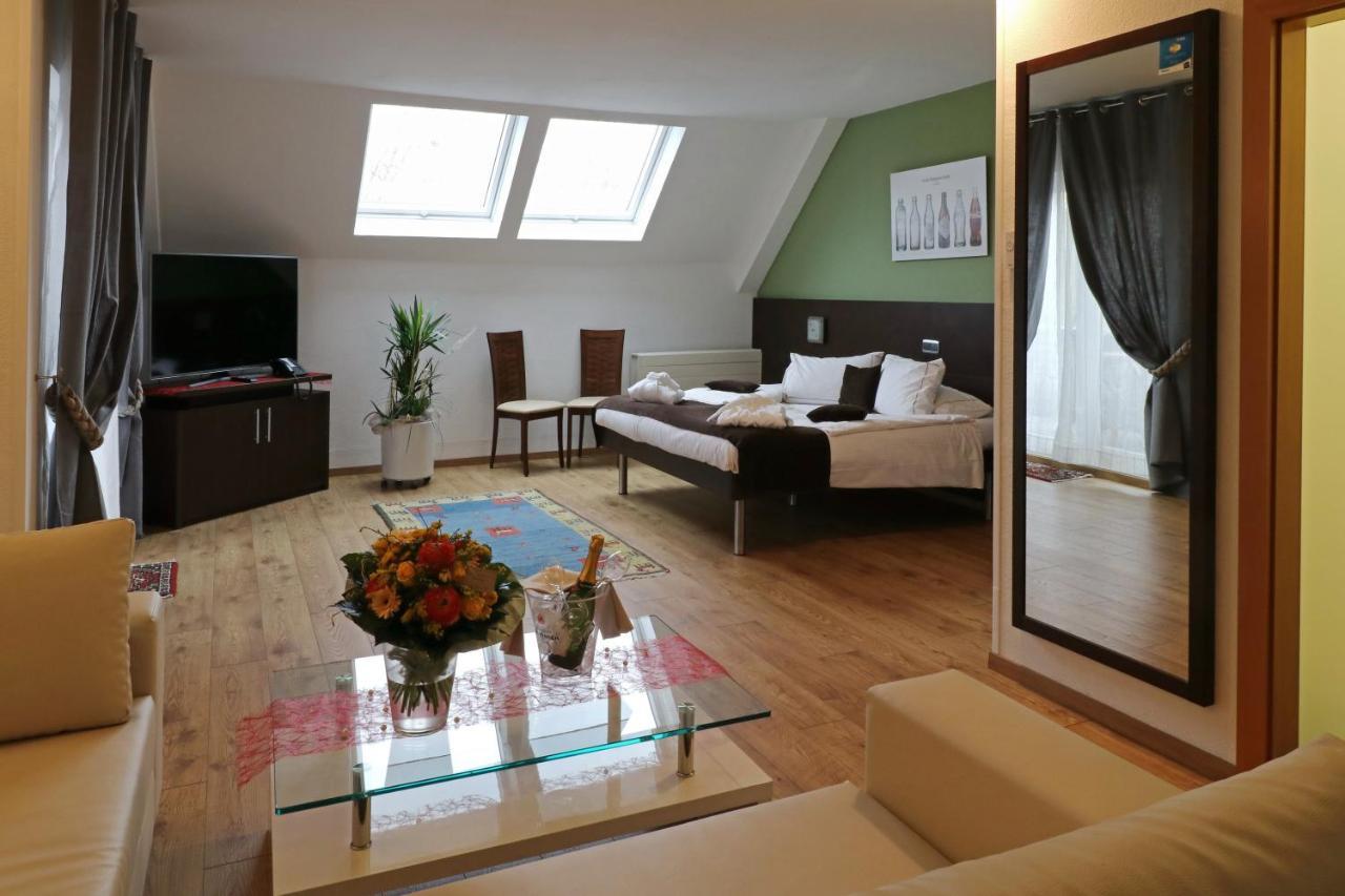 Hotel Threeland Petange